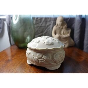 Vintage Cream Rose Embossed Trinket Box Jewelry Dish Gold Trim Decorative Accent